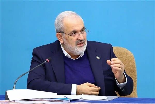 تقطیع سخنان وزیر نیرو در جمع دانشجویان دانشگاه علم و صنعت در فضای مجازی